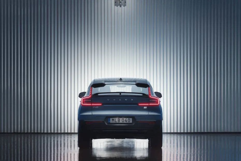 Volvo XC40 Back View