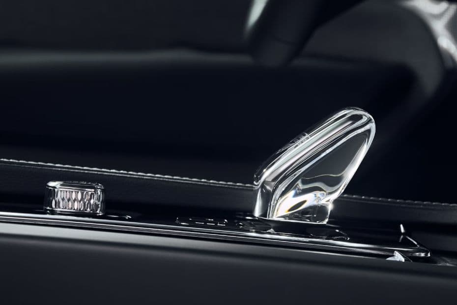 Volvo XC90 Gear Shifter