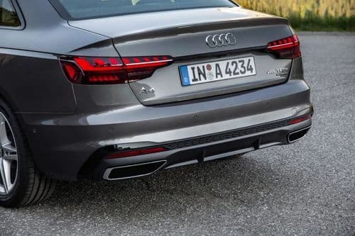 Audi A4 2024 Back Indicator