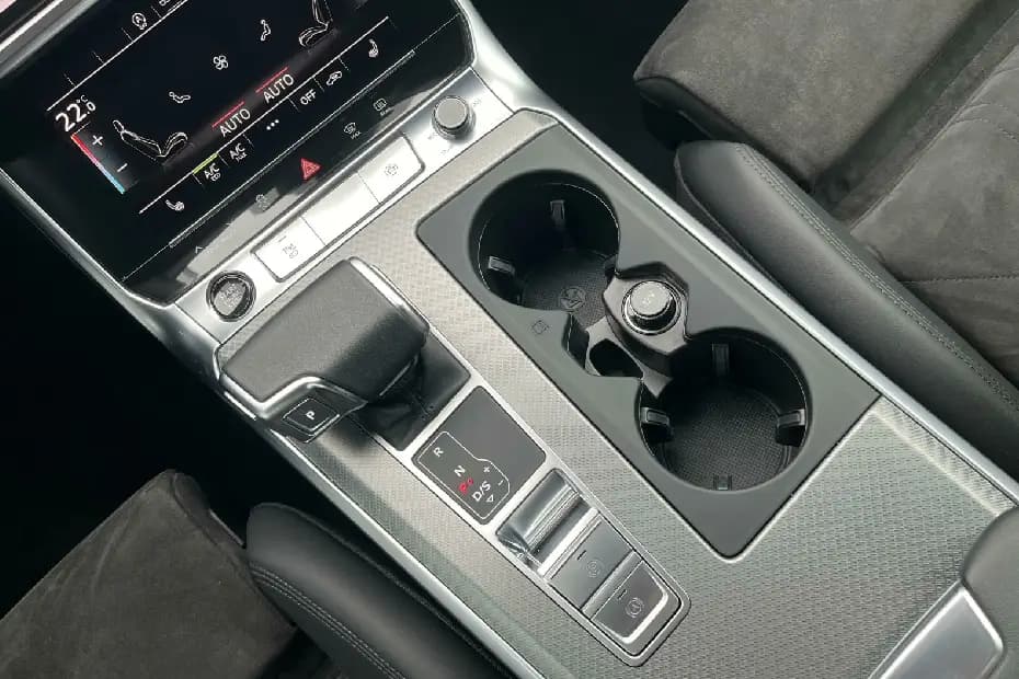 Audi A6 Avant 2024 Cup Holder