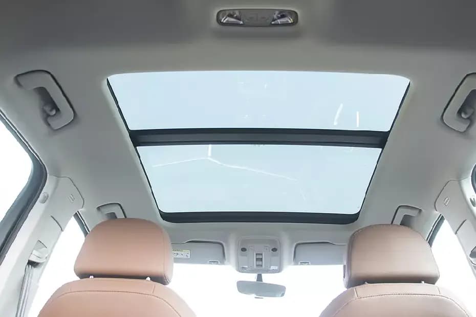 Audi Q3 Sportback 2024 Sun Roof
