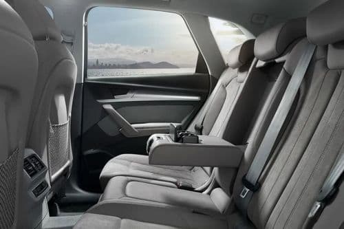 Audi Q5 2024 Rear Seat