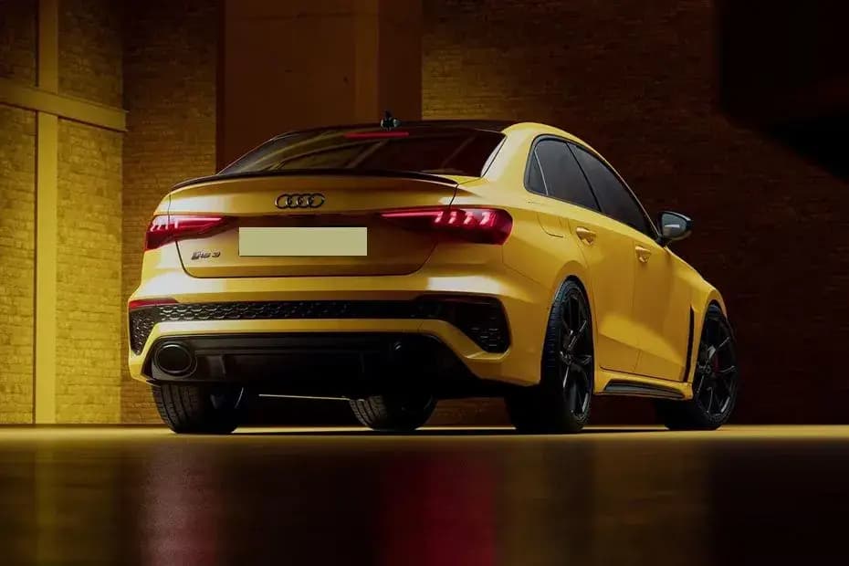 Audi RS 3 2024 back Side Grille