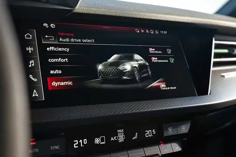 RS 3 Sportback 2024 Center Console