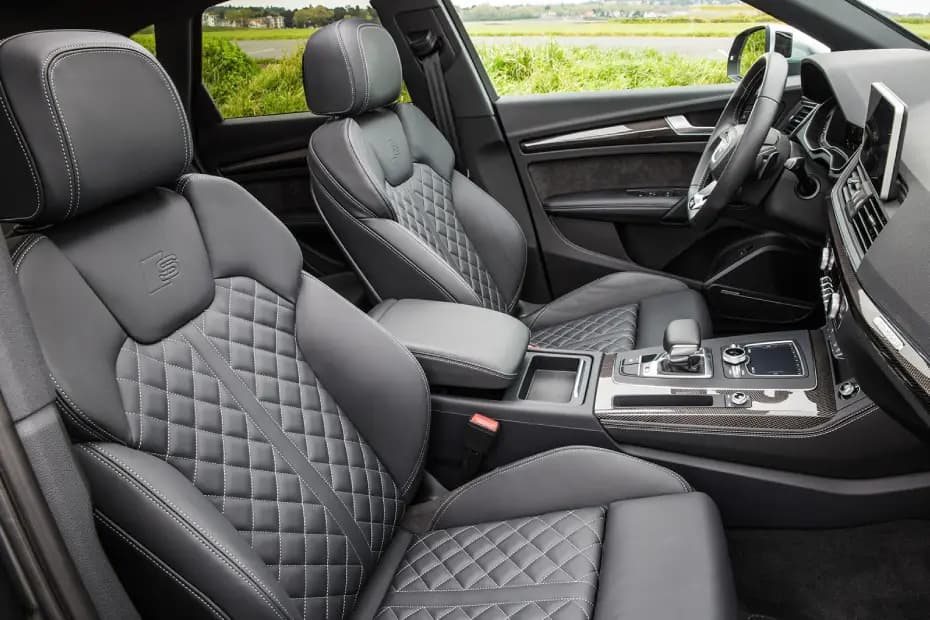 Audi SQ5 2024 Front Seat View