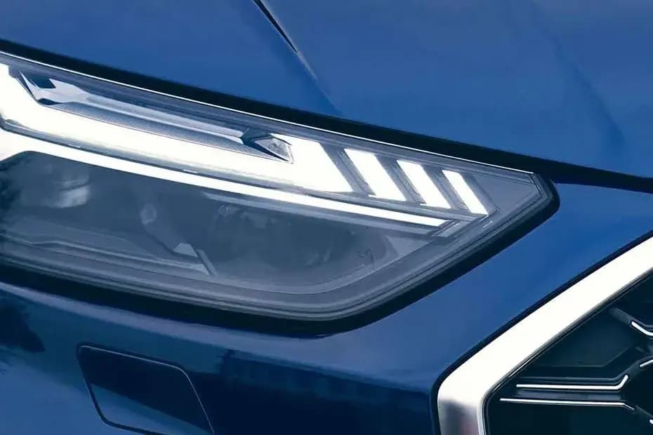 Audi SQ5 2024 Headlight