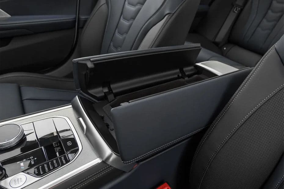 BMW 8 Series Grand Coupe Storage