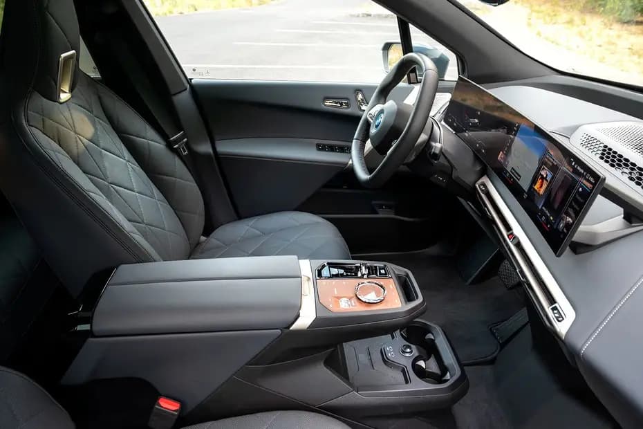 BMW IX M60 2024 Front Seat View