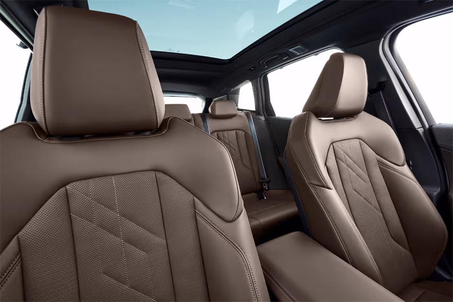 BMW X3 2026 SUV Interior front seats close-up-view