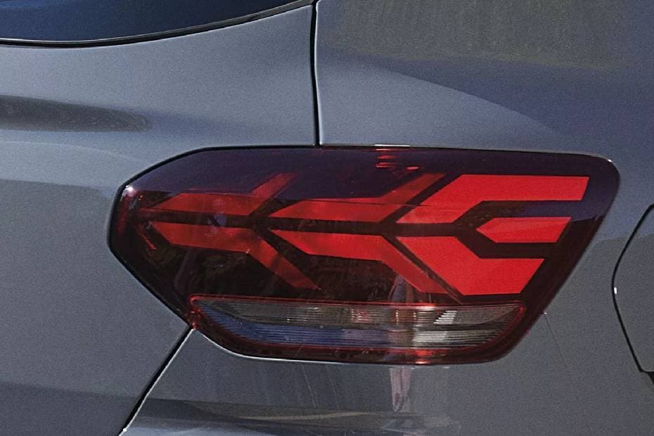 Dacia 2024 Back Indicator