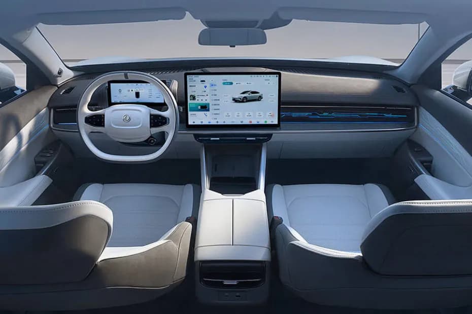 Dongfeng 007 EV Dashboard