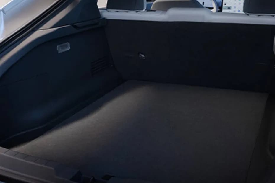 Dongfeng 007 EV Boatspace