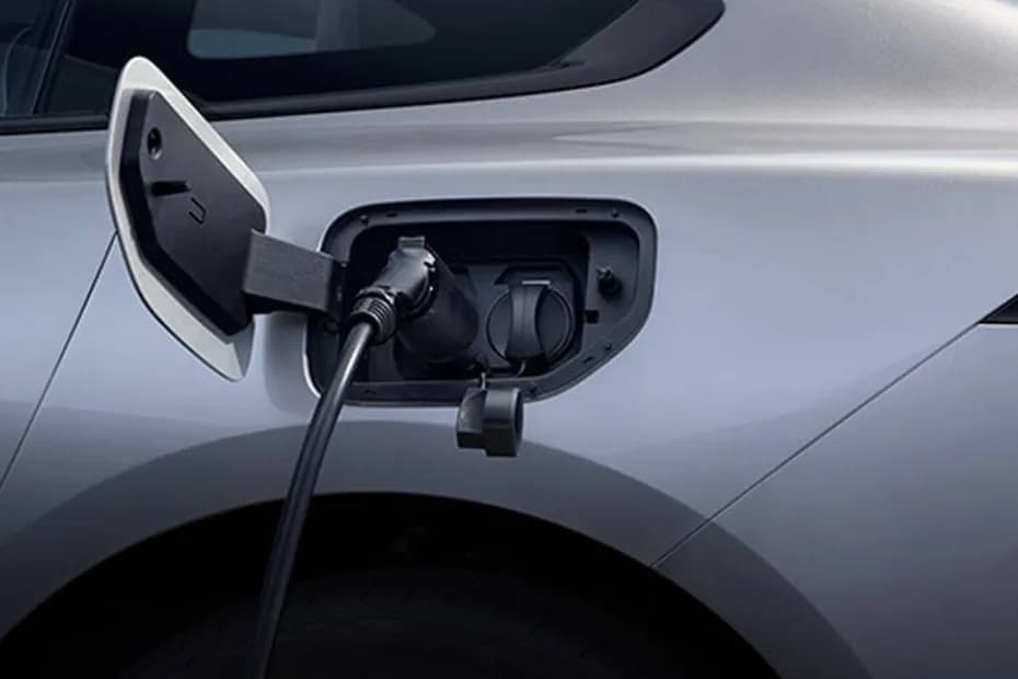 Dongfeng 007 EV Charging Point