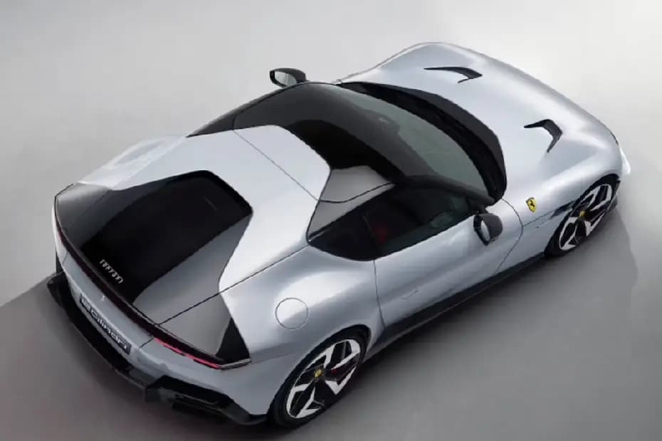 Ferrari 12 Cilindri Top View
