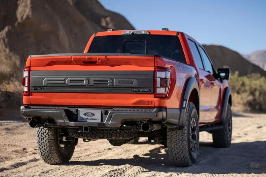 Ford F-150 Raptor Rear View