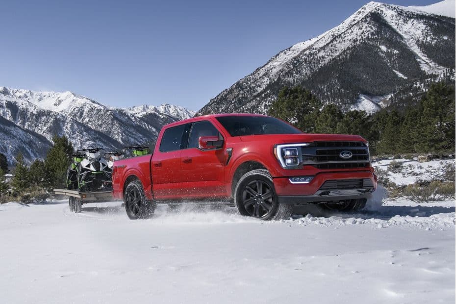 Ford F-150 Right Side Front View