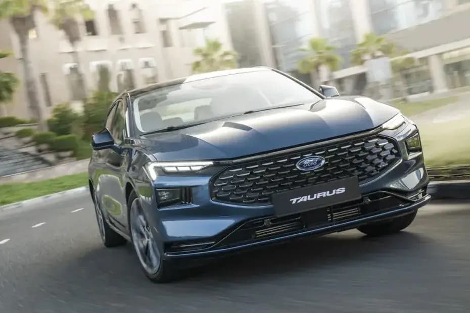 Ford Taurus 2024 Front View