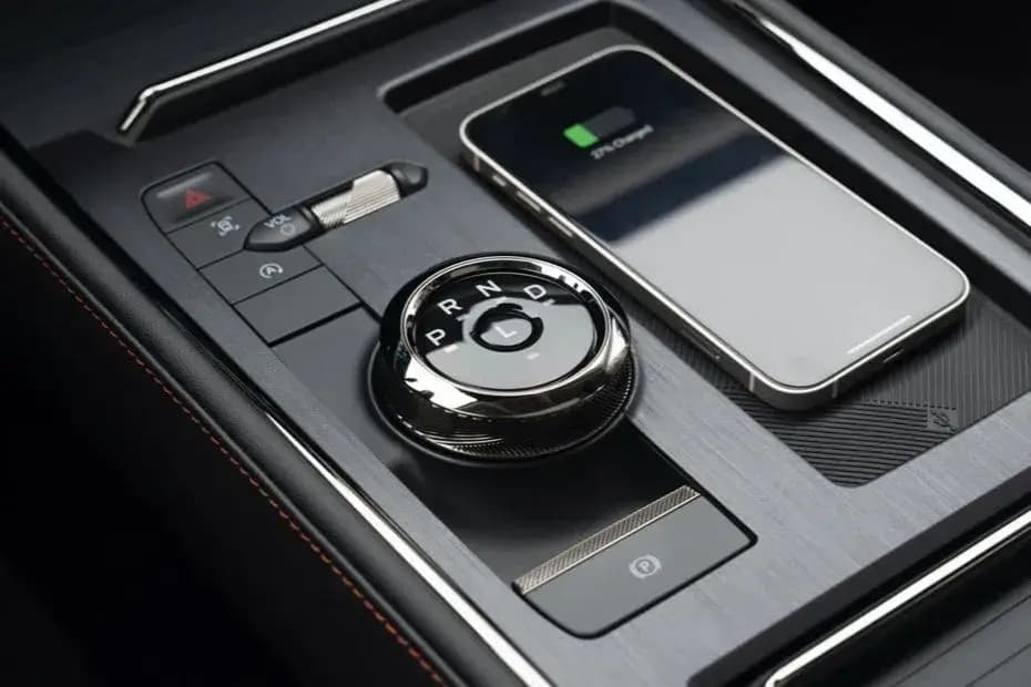 Ford Taurus 2024 Gear Shifter