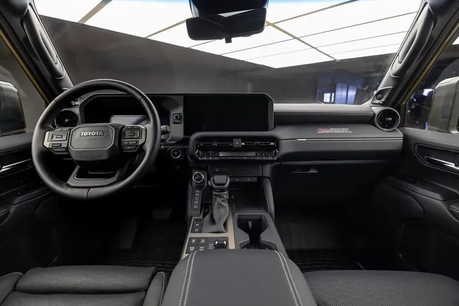 Toyota Land Cruiser Prado Dashboard