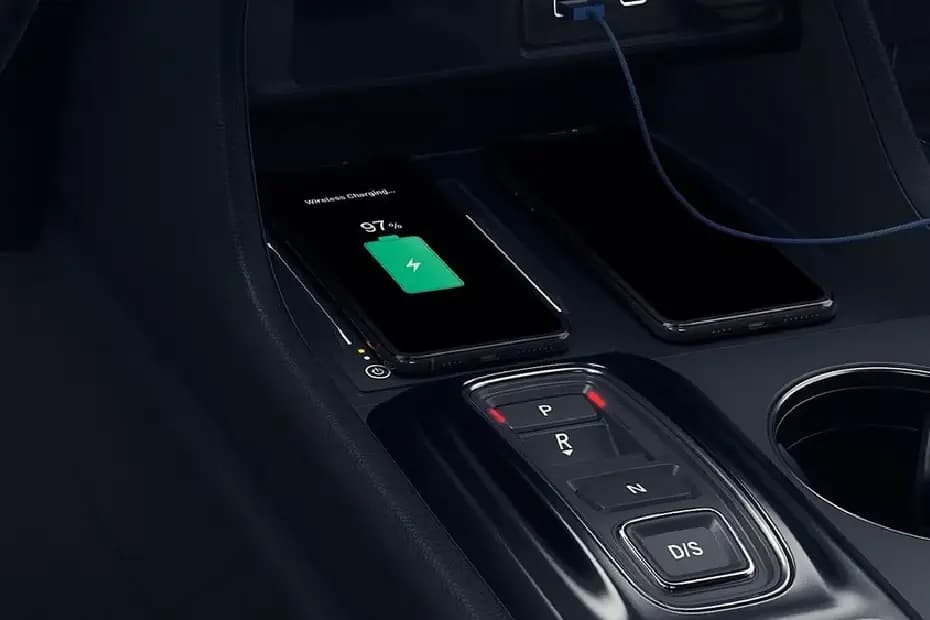 Honda Pilot 2024 Charging Port