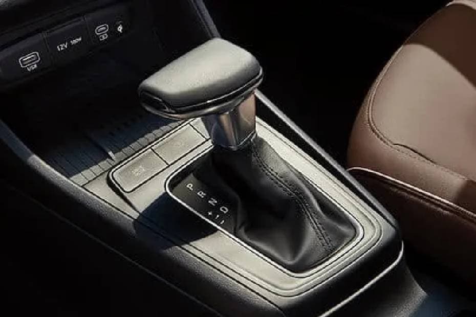 Hyundai Accent 2024 Gear Shifter