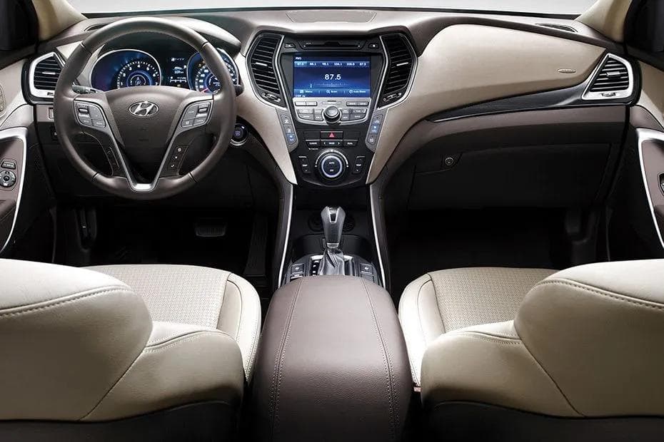 Hyundai Grand Santa Fe Dashboard