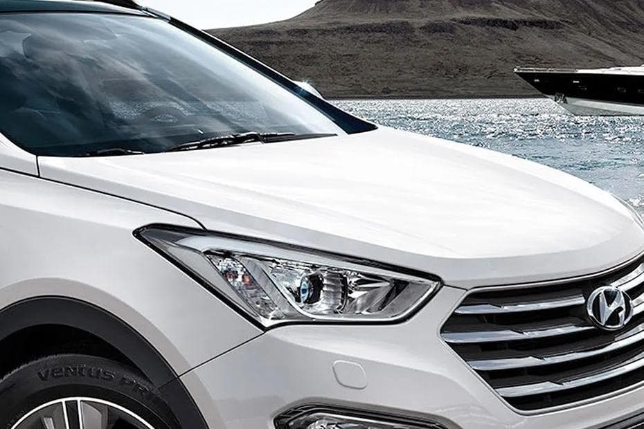 Hyundai Grand Santa Fe Grille