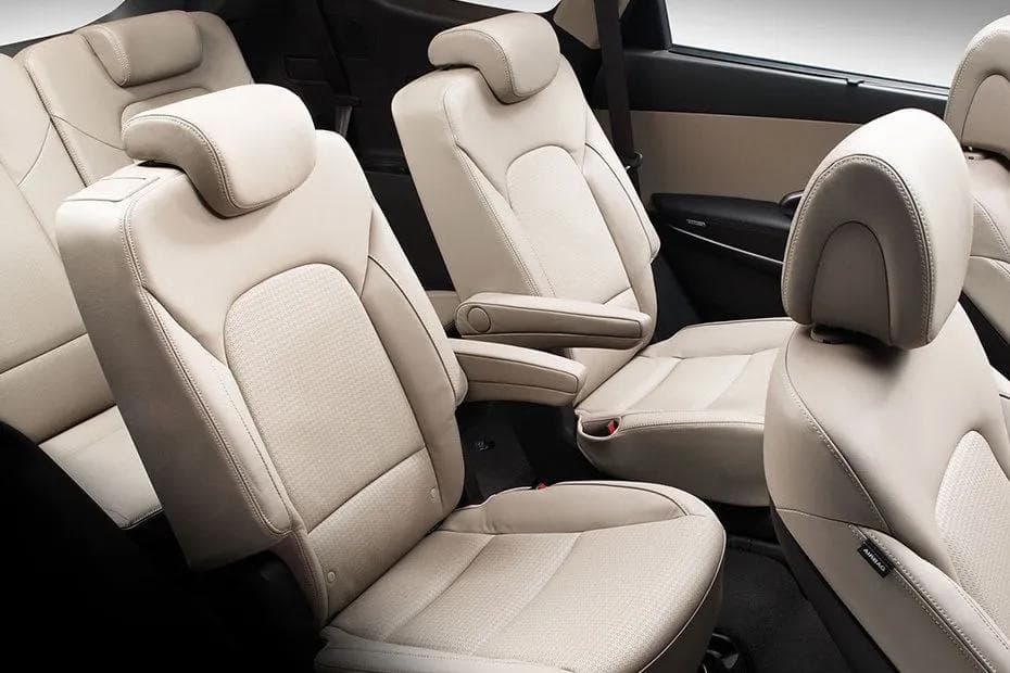 Hyundai Grand Santa Fe Rear Seat