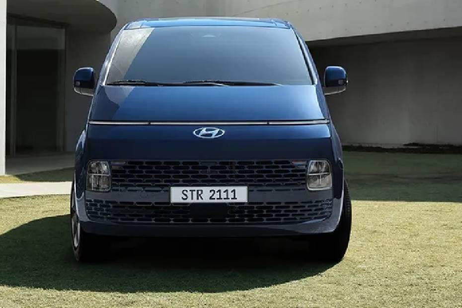 Hyundai Staria 2024 Front View