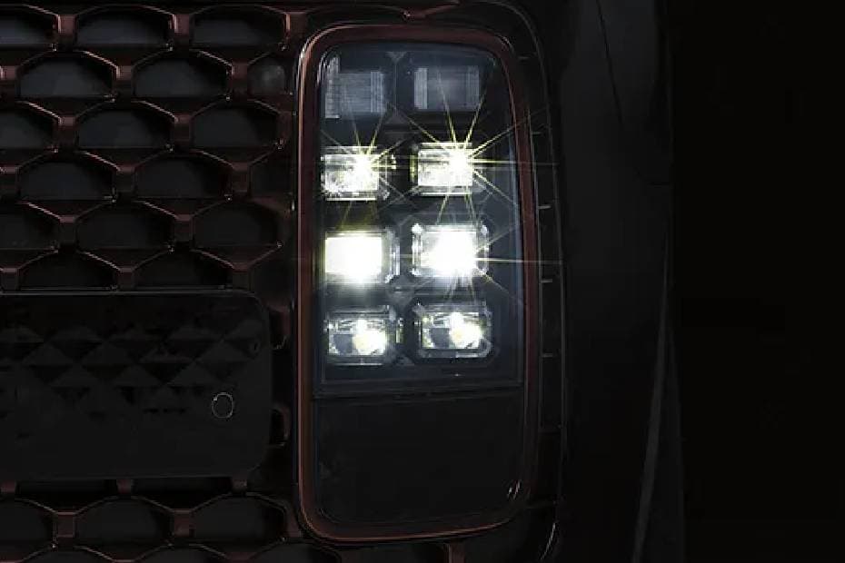 Hyundai Staria 2024 Headlight
