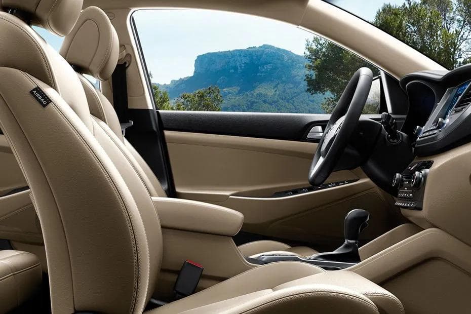 Hyundai Tucson Front Seat