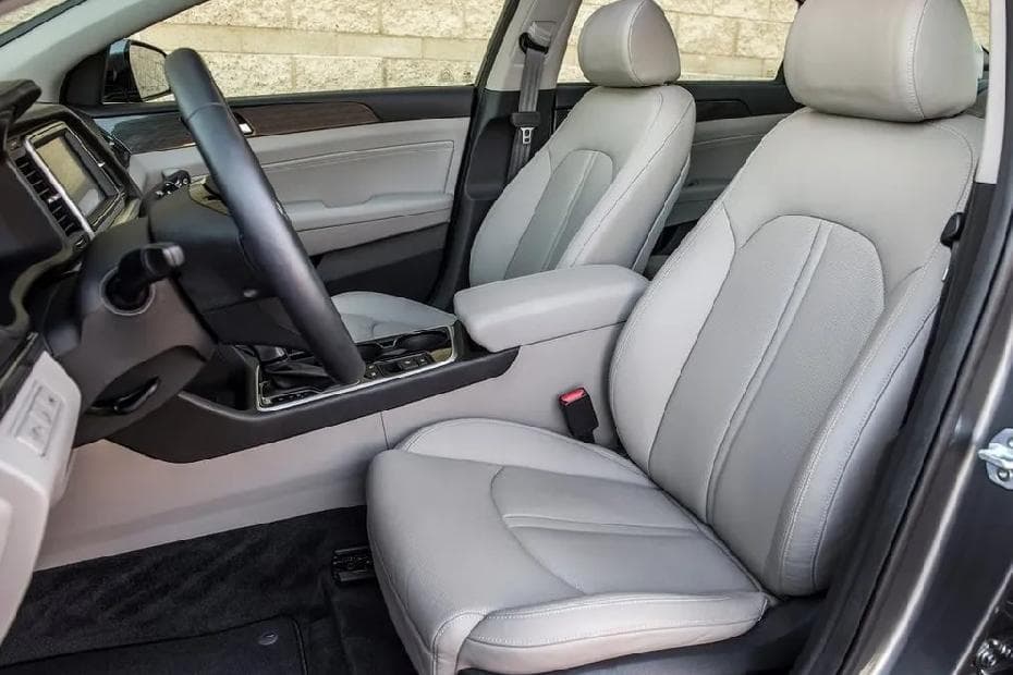 Hyundai Venue Front Seat