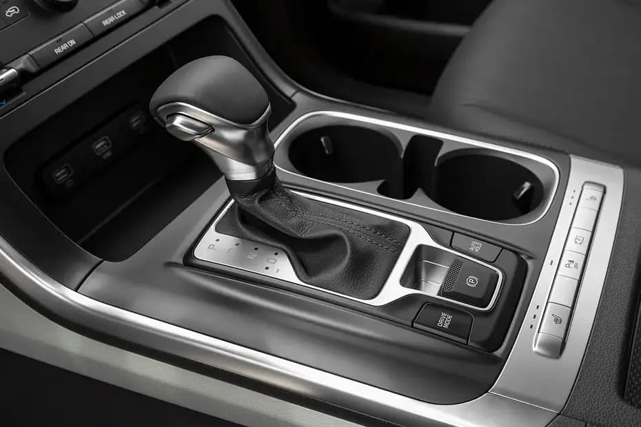 Kia Carnival 2024 Gear Shifter