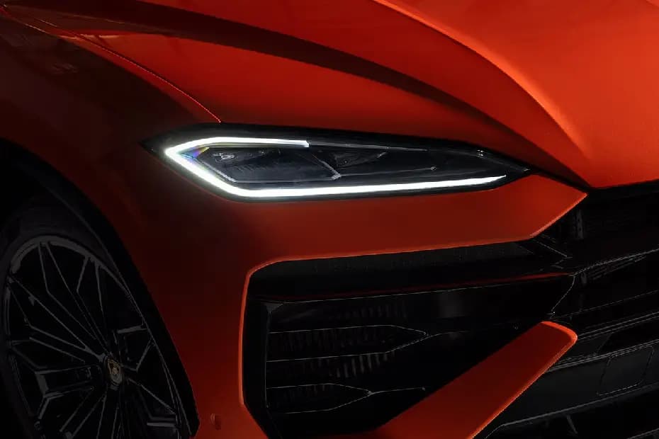 Lamborghini Urus 2024 Fog Lamp
