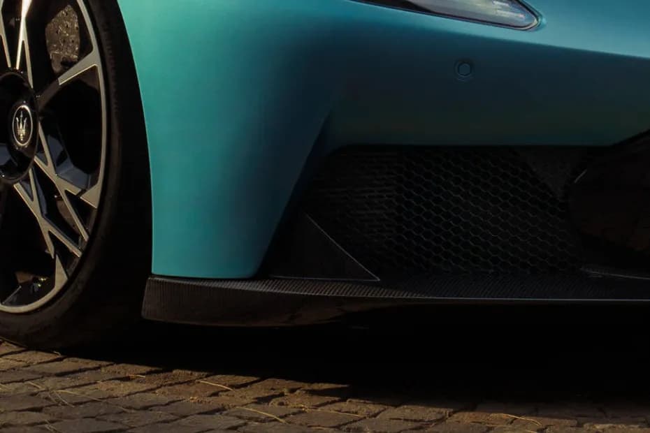Maserati Mcpura Grille