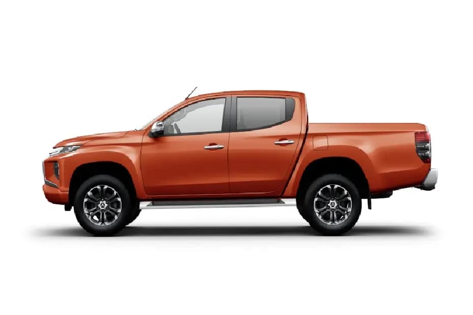 Mitsubishi L200 Left Side View