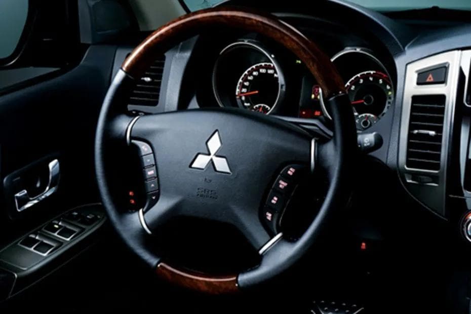 Mitsubishi Pajero Wheel Steering