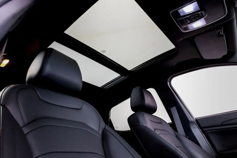AI Damani DMV 300 Sun/Moon Roof