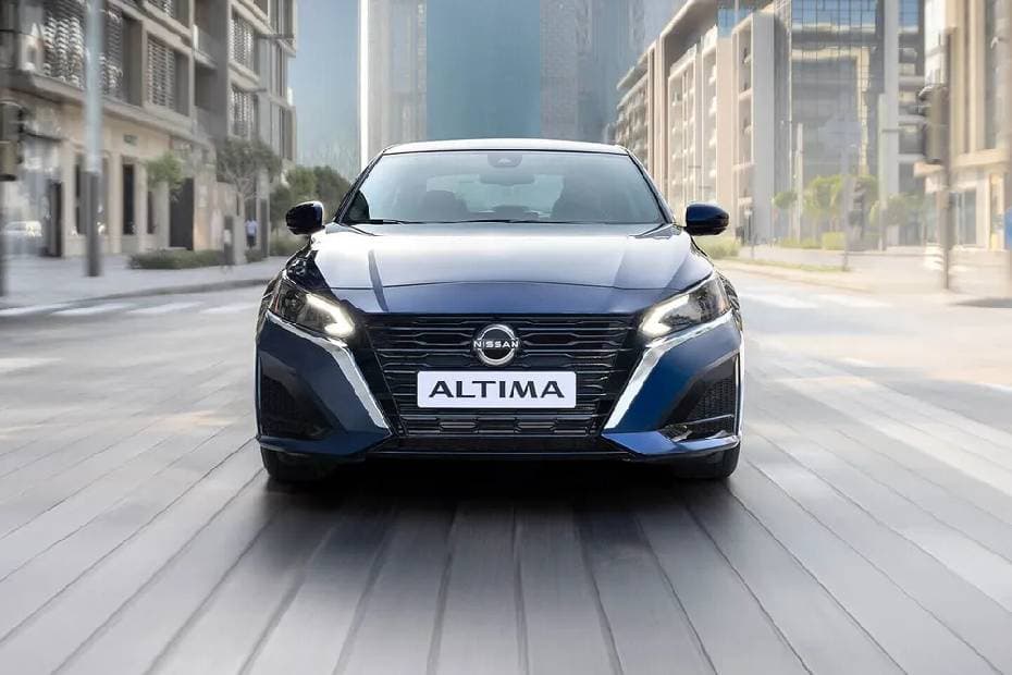 Nissan Altima 2024 Front View