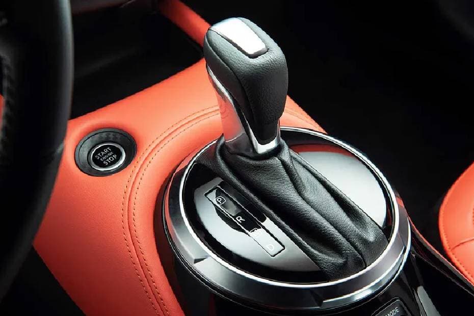 Nissan Juke 2024 Gear Shifter