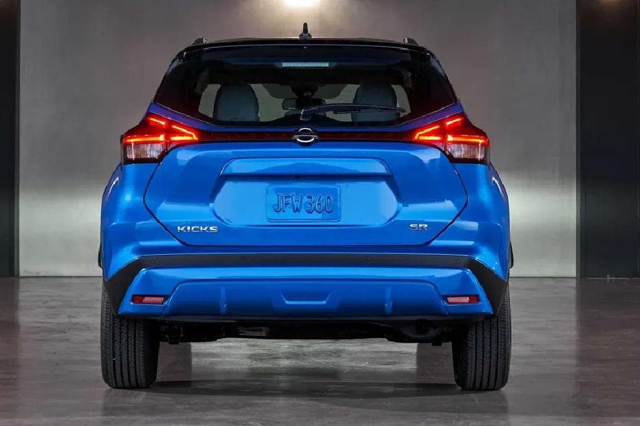 Nissan Kicks 2024 Back Side View