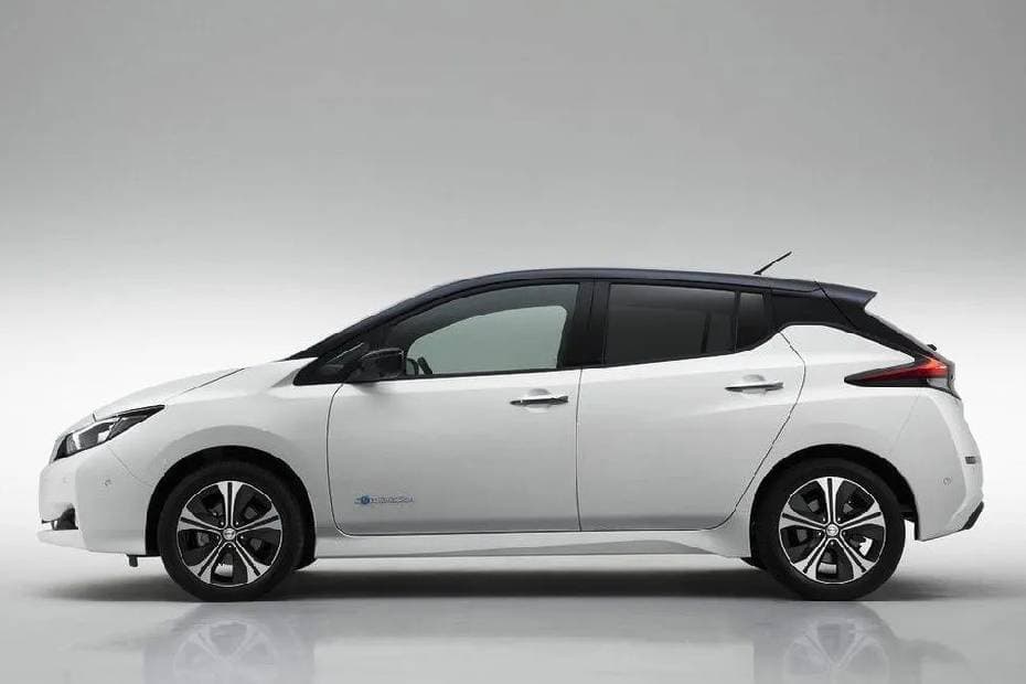 Nissan Leaf 2024 Left Side View