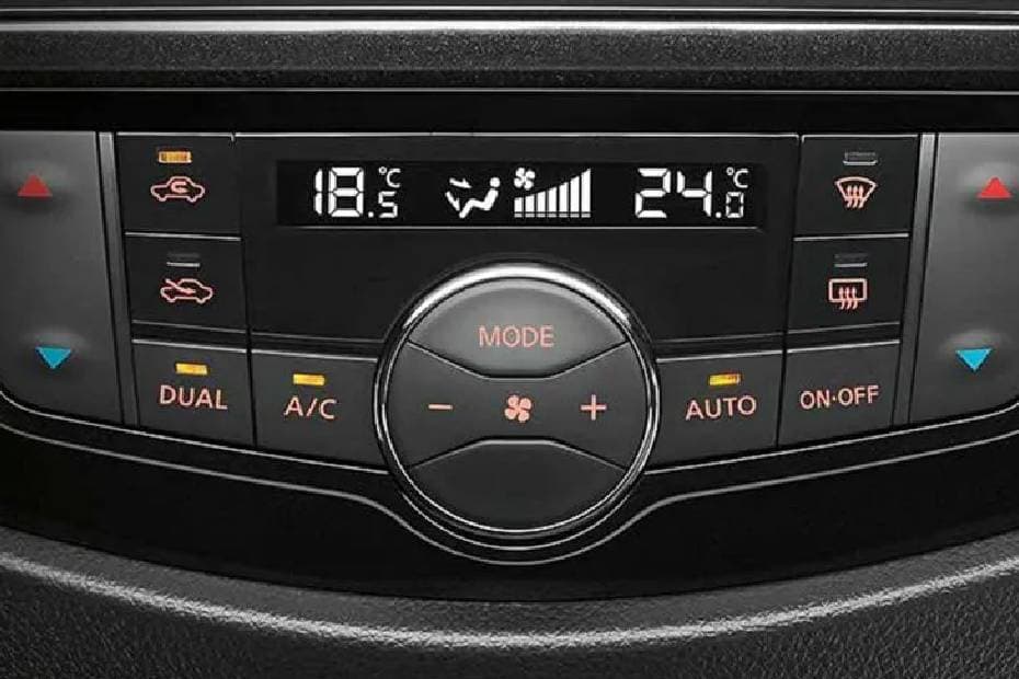 Nissan Navara 2024 AC