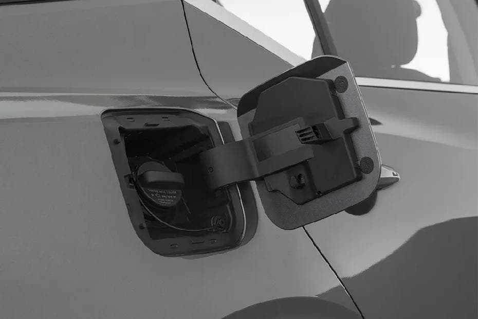 Nissan Sentra 2024 Petrol Tank