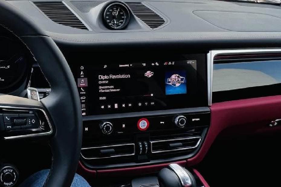 Porsche Macan 2024 Music System