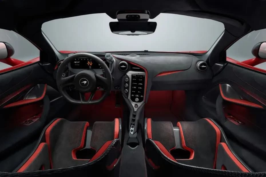 McLaren 750S Dashboard