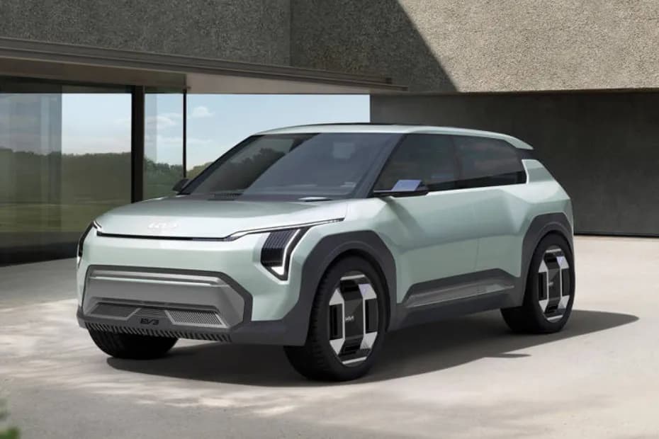 Kia EV3 Left Front Three Quarter