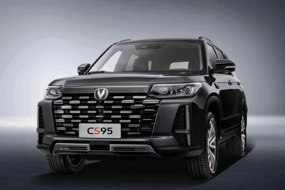 Changan CS95 Left Front Three Quarter