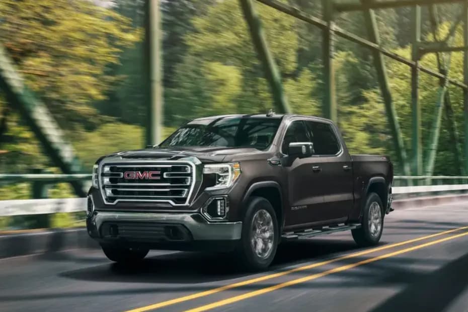 GMC Sierra Left Front Three Quarter