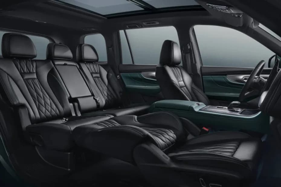 GAC GS8 Front Seats